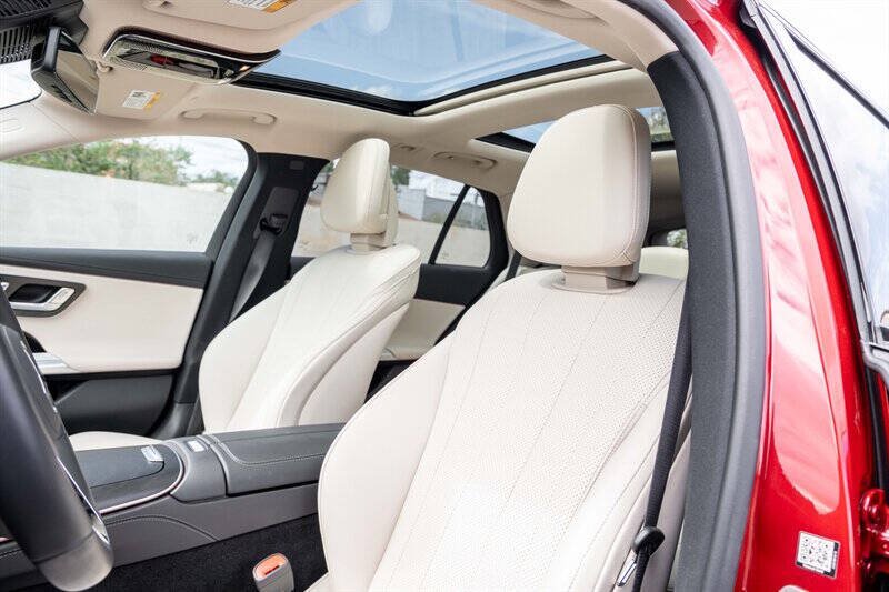 Used 2025 Mercedes-Benz E 450 4MATIC All-Terrain Wagon image 10