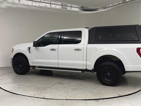 Used 2022 Ford F150 XLT w/ Equipment Group 301A Mid AWD/4WD image 4