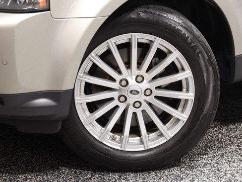 Used 2011 Land Rover Range Rover Sport HSE AWD/4WD image 20
