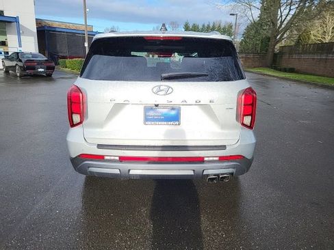Certified 2025 Hyundai Palisade SEL AWD/4WD image 5