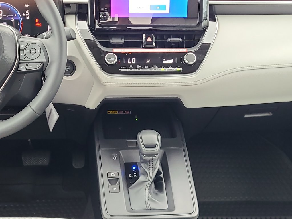 New 2026 Toyota Corolla Cross LE w/ Moonroof Package FWD image 18