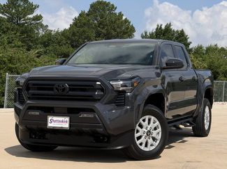 Used 2025 Toyota Tacoma SR5 AWD/4WD video 2