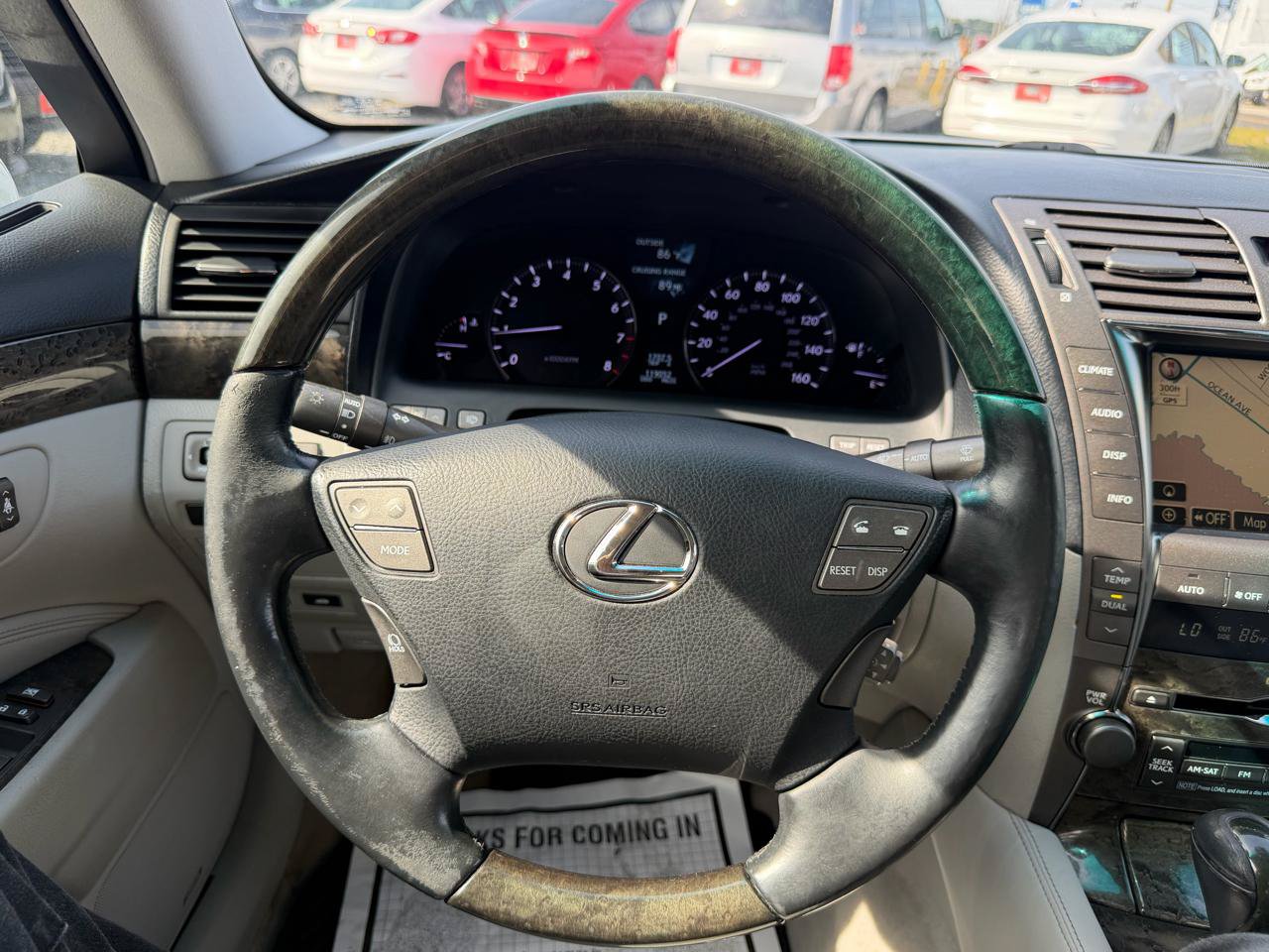 Used 2007 Lexus LS 460 w/ Comfort Pkg RWD image 19