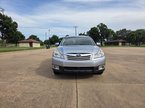 Used 2012 Subaru Outback 2.5i AWD/4WD image 5