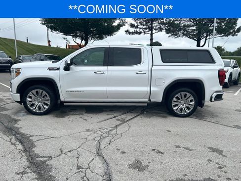 Used 2022 GMC Sierra 1500 Denali w/ Denali Premium Package AWD/4WD image 9