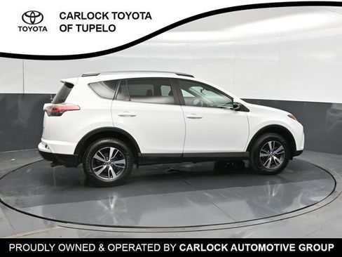 Used 2018 Toyota RAV4 XLE w/ Plus Extra Value Package FWD image 4