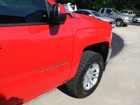 Used 2017 Chevrolet Silverado 1500 LT w/ All Star Edition AWD/4WD image 11