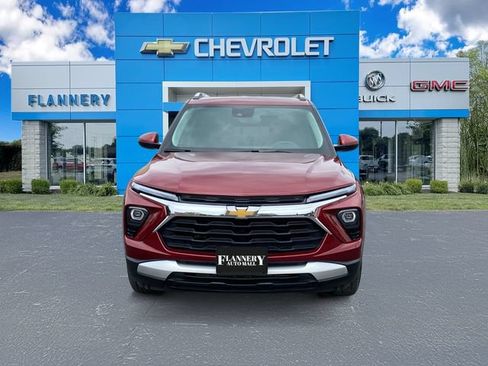 Used 2025 Chevrolet TrailBlazer LT AWD/4WD image 8
