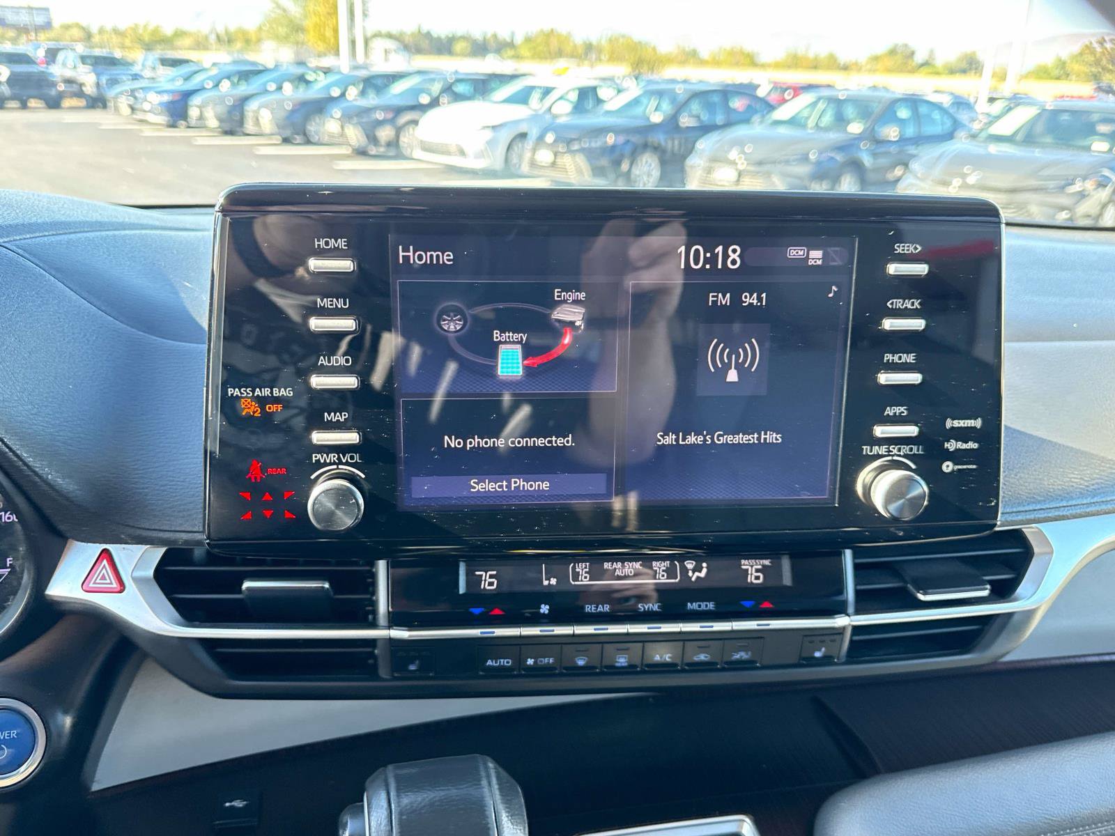 Used 2023 Toyota Sienna XLE FWD image 22