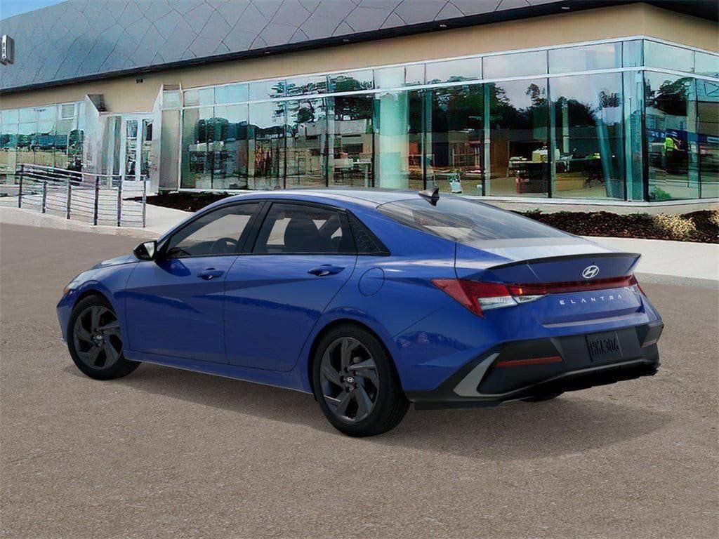 New 2026 Hyundai Elantra Sport FWD image 5
