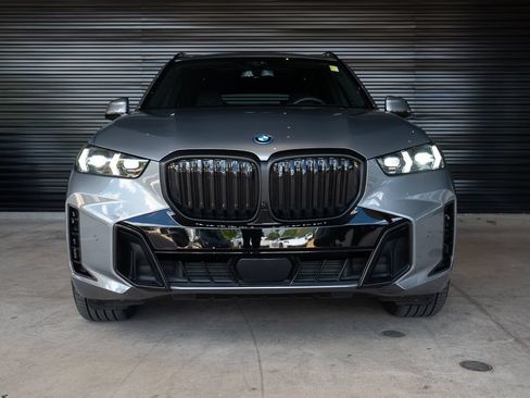 Used 2026 BMW X5 xDrive50e w/ M Sport Package AWD/4WD image 10