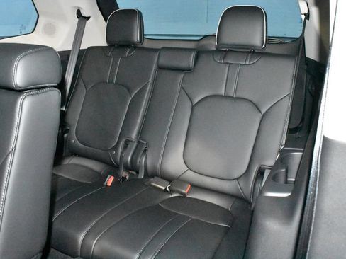 Used 2025 Honda Pilot Elite image 25