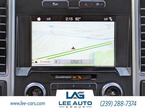 Used 2018 Ford F150 Lariat w/ Equipment Group 502A Luxury AWD/4WD image 16