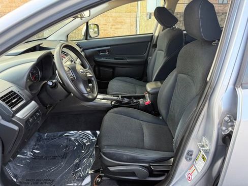 Used 2014 Subaru Crosstrek 2.0i Premium image 6