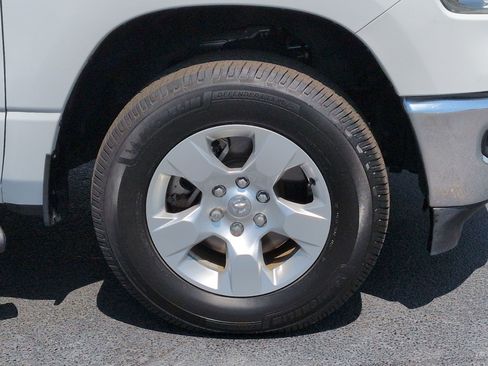Used 2022 RAM 1500 Big Horn AWD/4WD image 10