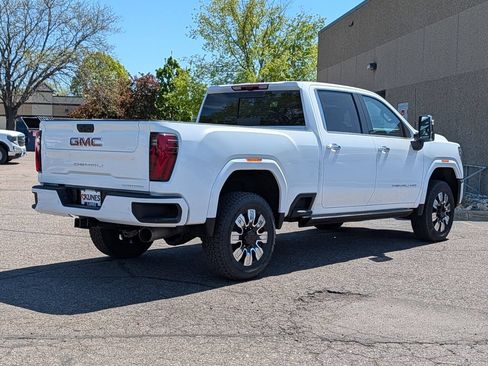 New 2026 GMC Sierra 3500 Denali w/ Denali Reserve Package AWD/4WD image 17