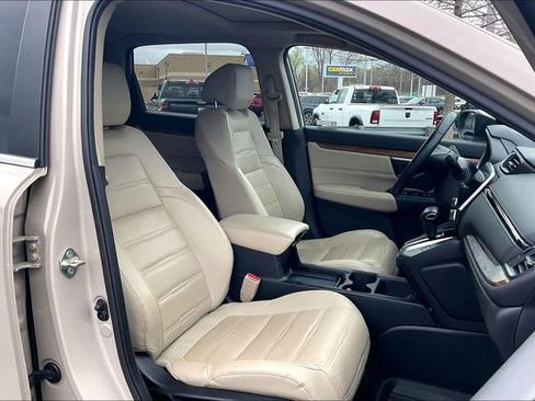 Used 2019 Honda CR-V Touring image 7