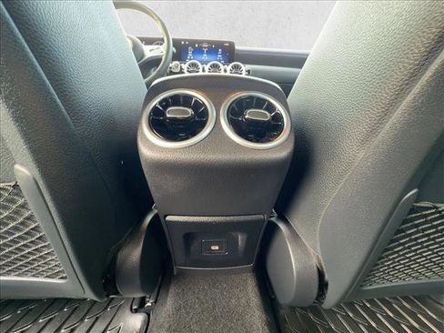 Used 2025 Mercedes-Benz CLA 250 4MATIC image 18