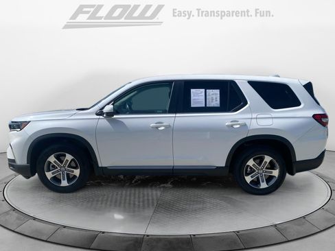 Certified 2025 Honda Pilot EX-L image 5