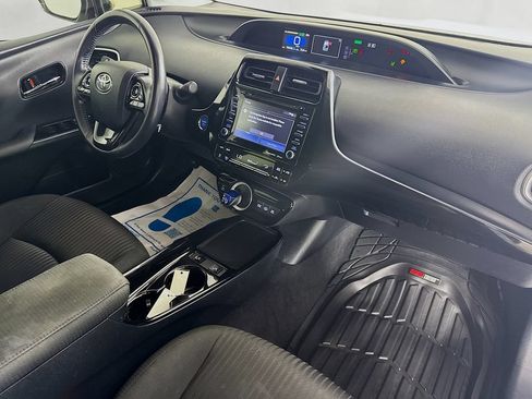 Used 2021 Toyota Prius Prime LE FWD image 34