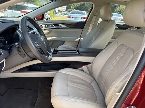 Used 2019 Lincoln MKZ Reserve image 9