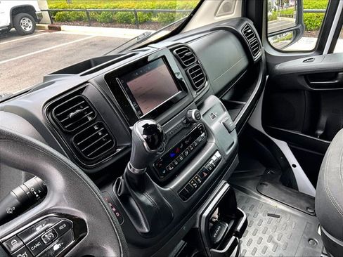 Used 2023 RAM ProMaster 3500 w/ Driver Convenience Group FWD image 15