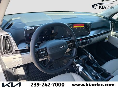 New 2026 Kia Sorento S FWD image 23