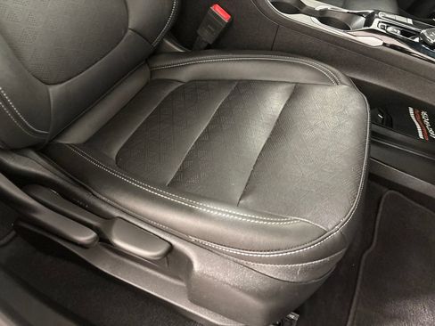 Used 2022 Chevrolet Bolt LT w/ Infotainment Package FWD image 25