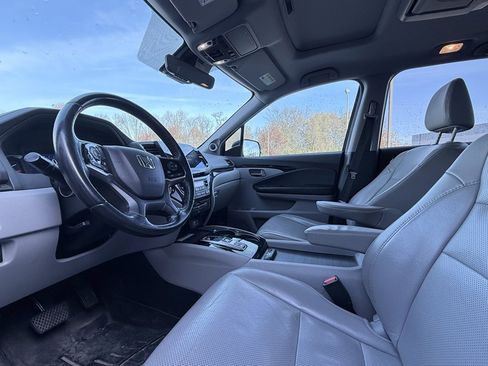 Used 2019 Honda Pilot Elite image 10