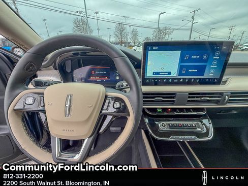 New 2026 Lincoln Corsair Premiere image 14