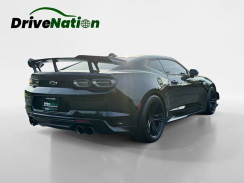 Used 2021 Chevrolet Camaro ZL1 RWD image 5