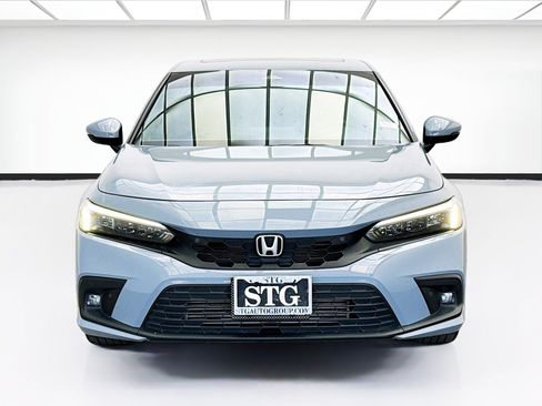 Used 2024 Honda Civic Sport Touring image 2