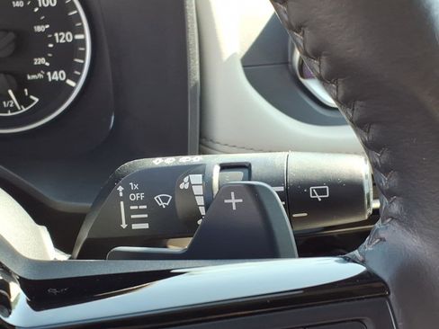 Used 2021 Nissan Rogue SL FWD image 29
