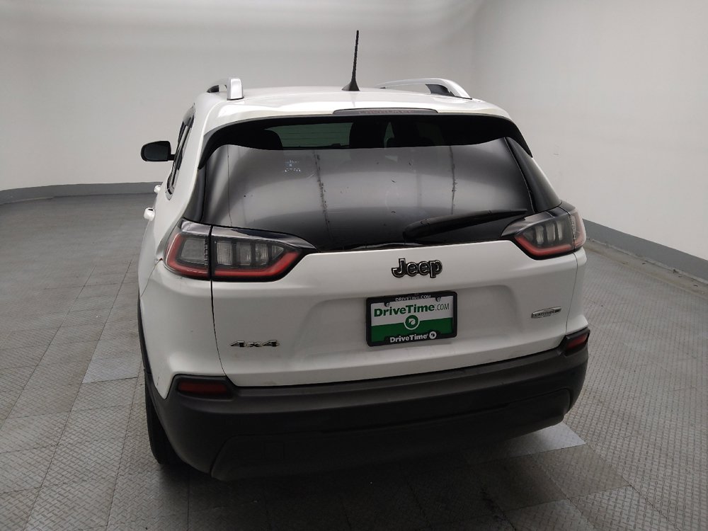 Used 2019 Jeep Cherokee Latitude Plus w/ Cold Weather Group AWD/4WD image 6