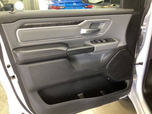Used 2023 RAM 1500 Big Horn AWD/4WD image 10