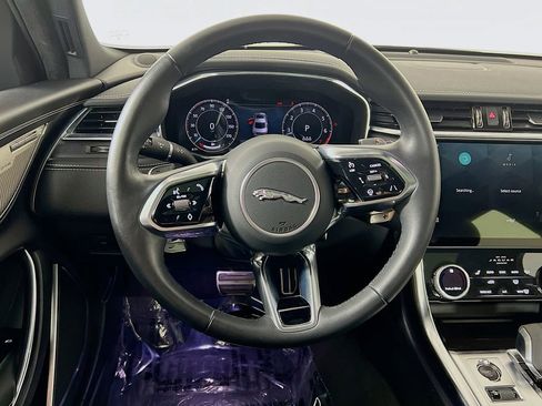 Certified 2024 Jaguar XF R-Dynamic SE AWD/4WD image 11