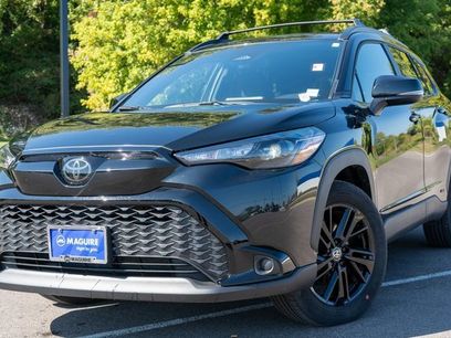 Used 2024 Toyota Corolla Cross AWD Hybrid w/ Moonroof Package