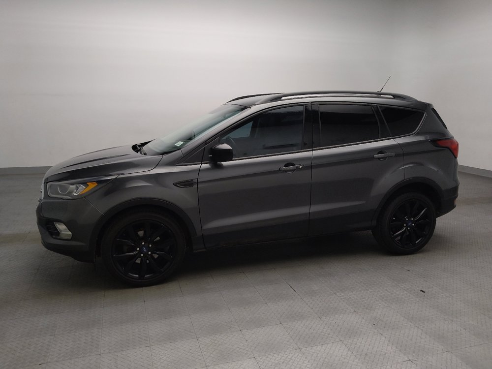 Used 2019 Ford Escape SE FWD image 2