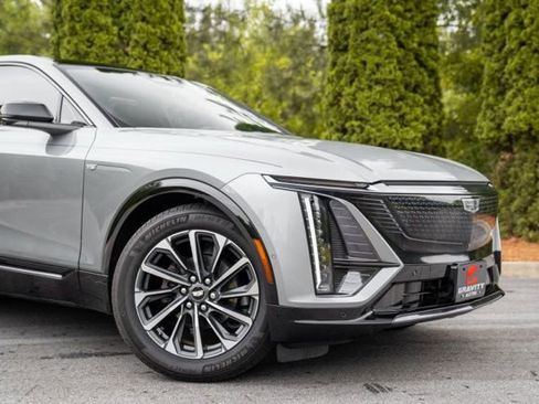 Used 2024 Cadillac Lyriq Sport w/ LPO, Floor Liner Package RWD image 7
