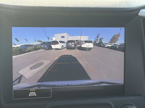 Used 2024 GMC Terrain SLT image 12