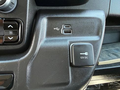Used 2023 RAM ProMaster 3500 FWD image 39