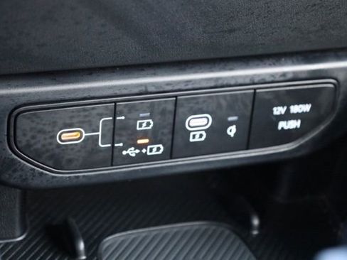 Used 2025 Kia K4 GT-Line w/ GT-Line Premium Package image 29