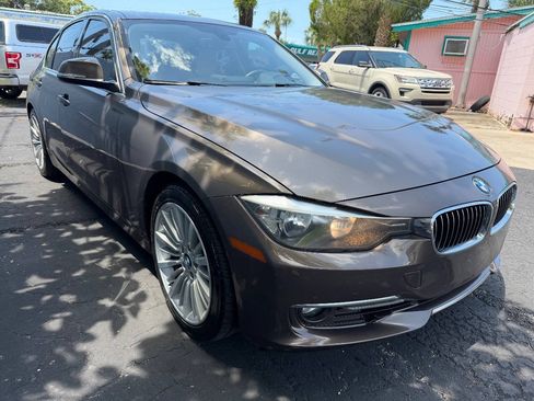 Used 2013 BMW 328i Sedan RWD image 4