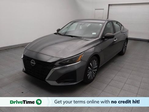 Used 2025 Nissan Altima 2.5 SV FWD image 1