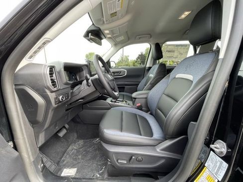 New 2025 Ford Bronco Sport Outer Banks image 8