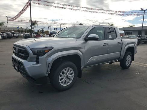 New 2026 Toyota Tacoma SR5 image 7
