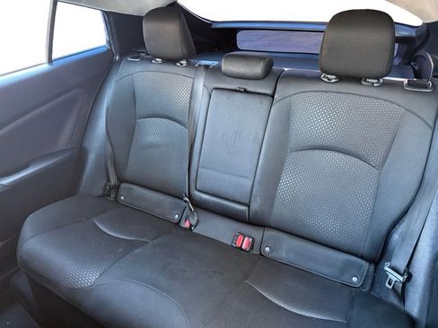 Used 2020 Toyota Prius LE image 11