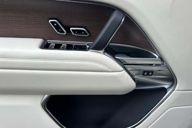 New 2026 Land Rover Range Rover SE AWD/4WD image 10