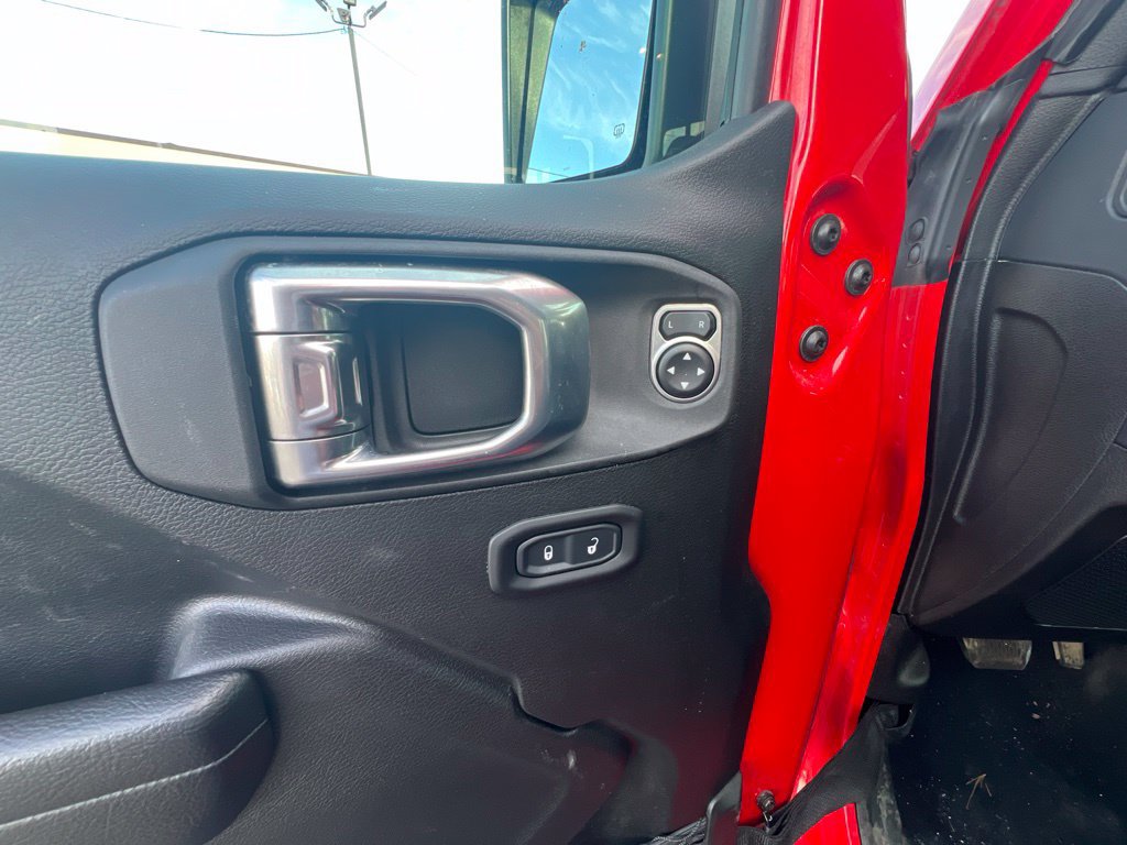 Used 2026 Jeep Gladiator Rubicon AWD/4WD image 9