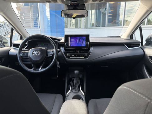 Used 2024 Toyota Corolla LE FWD image 19